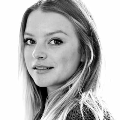 Becky - English voiceover artist with deVine Voices English voiceover agency