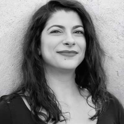 Shiraz - English voiceover artist with deVine Voices English voiceover agency