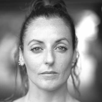 Malou - French voiceover artist with deVine Voices French voiceover agency