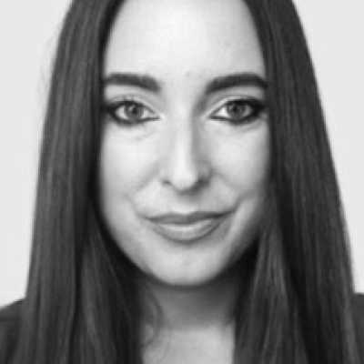 Aisling - English voiceover artist with deVine Voices English voiceover agency