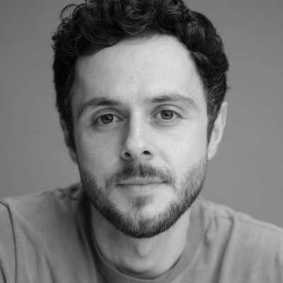 Olsen - English voiceover artist with deVine Voices English voiceover agency