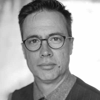 Chris B - English - Canadian voiceover artist with deVine Voices English - Canadian voiceover agency