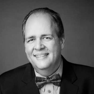 Paul M - English - Canadian voiceover artist with deVine Voices English - Canadian voiceover agency