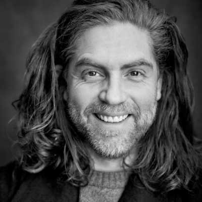 David H - English voiceover artist with deVine Voices English voiceover agency
