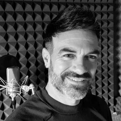 Quique - Spanish - Castilian voiceover artist with deVine Voices Spanish - Castilian voiceover agency