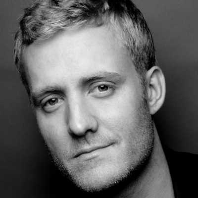 Ronald - Dutch voiceover artist with deVine Voices Dutch voiceover agency