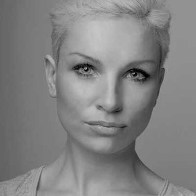 Mina - French voiceover artist with deVine Voices French voiceover agency