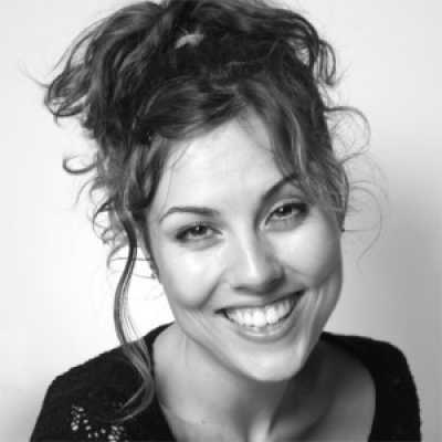 Penélope - Spanish - Castilian voiceover artist with deVine Voices Spanish - Castilian voiceover agency