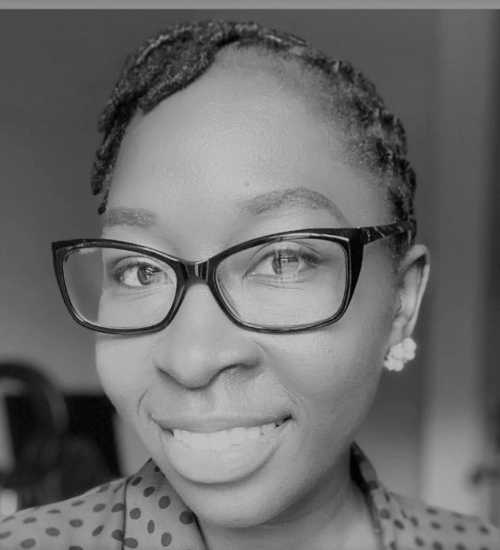 Cynthia -  voiceover artist with deVine Voices  voiceover agency