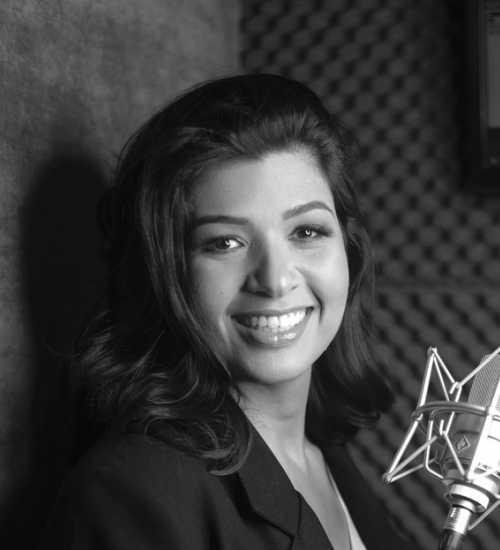Ellen L -  voiceover artist with deVine Voices  voiceover agency