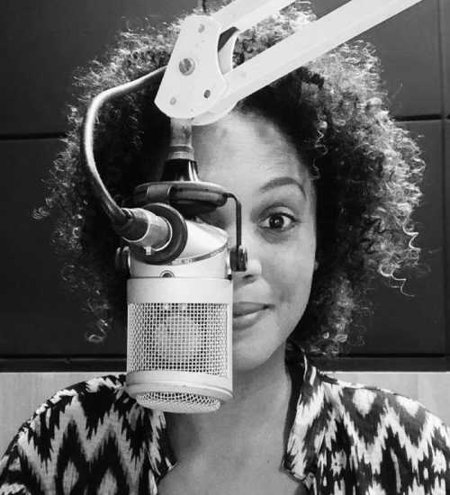 Andreia -  voiceover artist with deVine Voices  voiceover agency