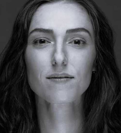Felicia -  voiceover artist with deVine Voices  voiceover agency