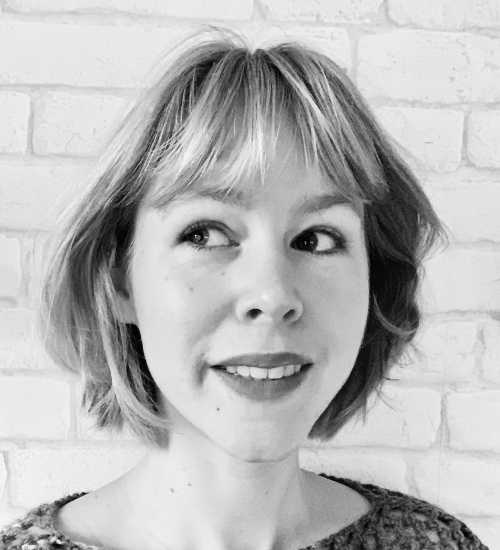 Elise -  voiceover artist with deVine Voices  voiceover agency