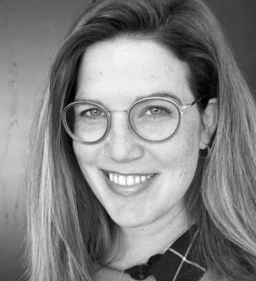 Ingrid L -  voiceover artist with deVine Voices  voiceover agency