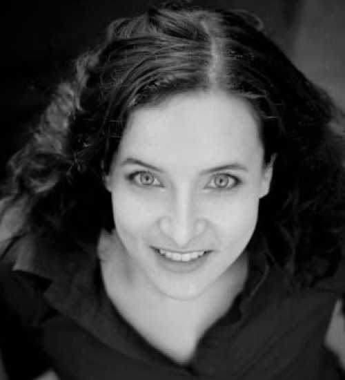 Natalie B -  voiceover artist with deVine Voices  voiceover agency