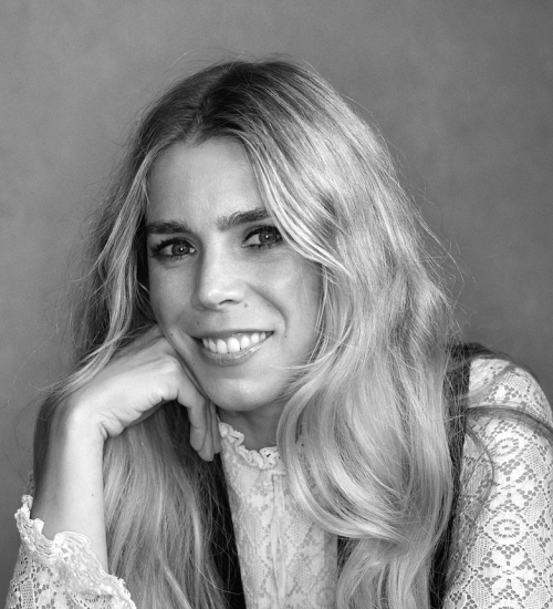 Chloe -  voiceover artist with deVine Voices  voiceover agency