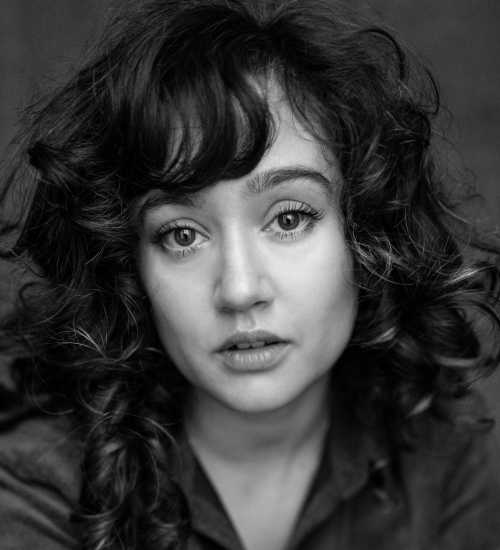 Charlotte D -  voiceover artist with deVine Voices  voiceover agency