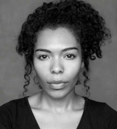 Floriana -  voiceover artist with deVine Voices  voiceover agency
