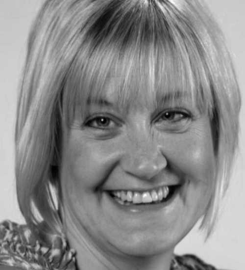 Jane -  voiceover artist with deVine Voices  voiceover agency