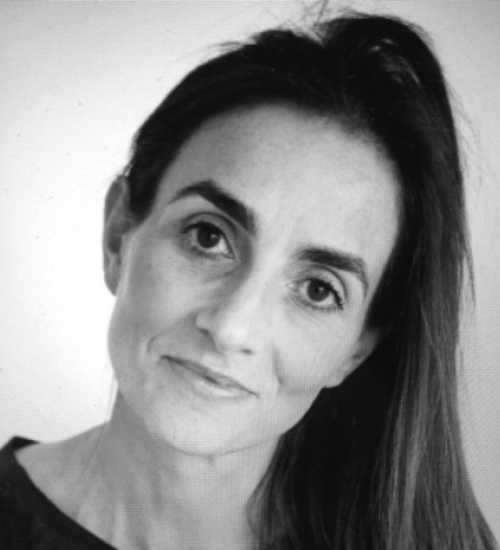Moira -  voiceover artist with deVine Voices  voiceover agency