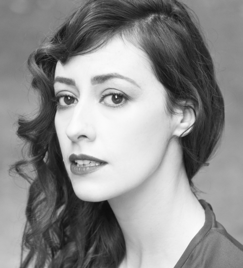 Roberta -  voiceover artist with deVine Voices  voiceover agency