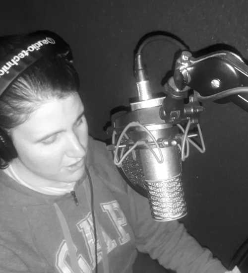 Veronica C -  voiceover artist with deVine Voices  voiceover agency