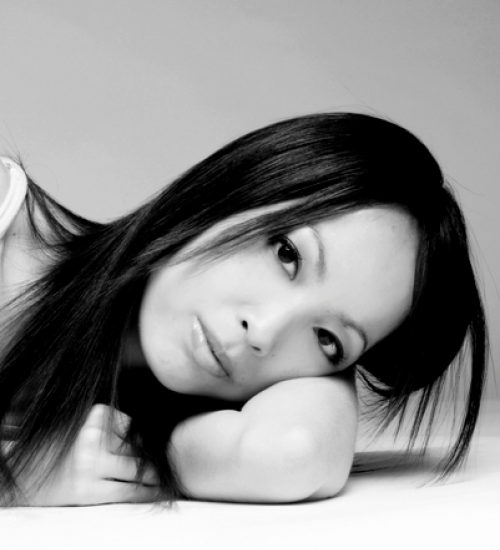 Mayumi -  voiceover artist with deVine Voices  voiceover agency