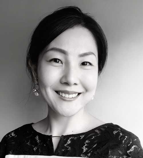 Ayumi -  voiceover artist with deVine Voices  voiceover agency