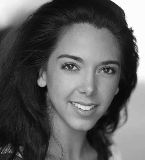 Gabriela G -  voiceover artist with deVine Voices  voiceover agency