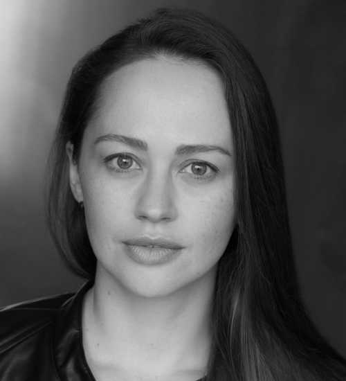 Inna -  voiceover artist with deVine Voices  voiceover agency