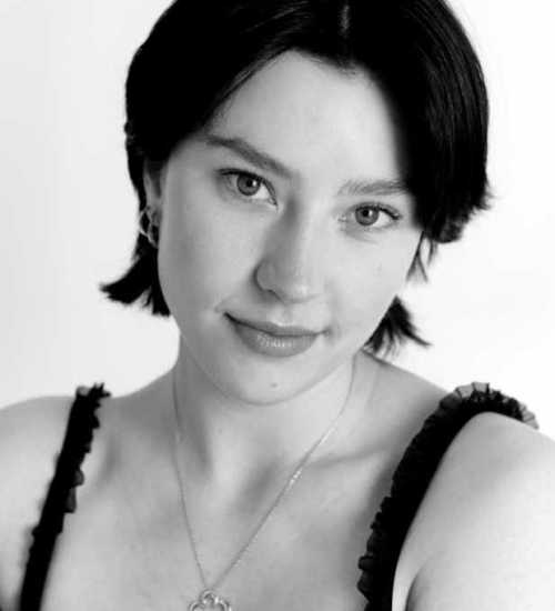 Anjelica -  voiceover artist with deVine Voices  voiceover agency