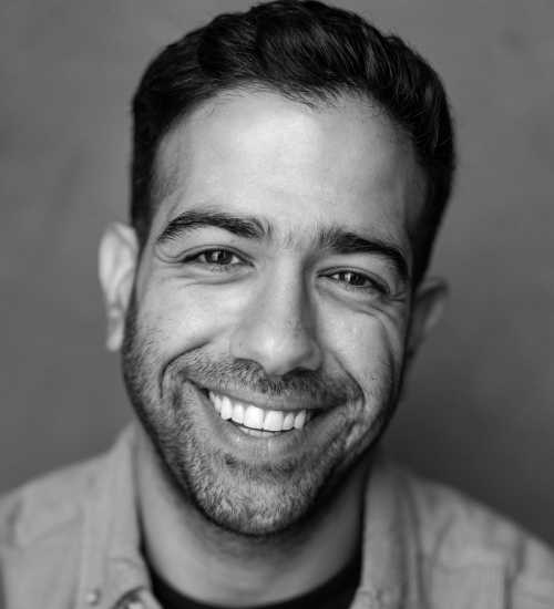 Nezar -  voiceover artist with deVine Voices  voiceover agency