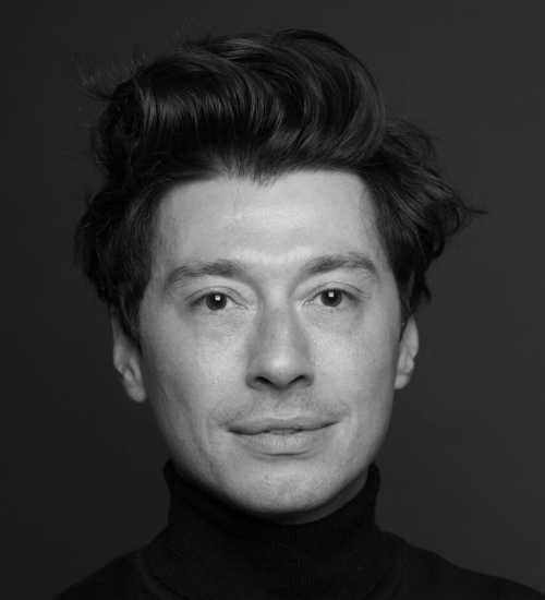 François C -  voiceover artist with deVine Voices  voiceover agency