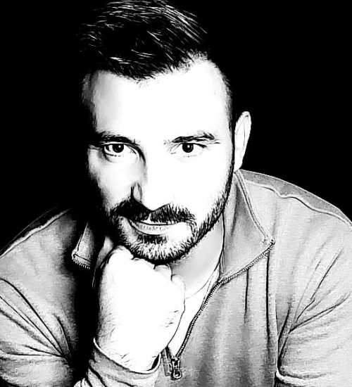 Ljubomir -  voiceover artist with deVine Voices  voiceover agency