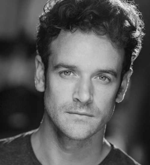 Leighton -  voiceover artist with deVine Voices  voiceover agency