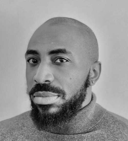 Hakeem -  voiceover artist with deVine Voices  voiceover agency