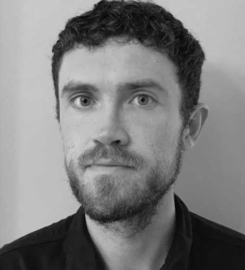 Peter F -  voiceover artist with deVine Voices  voiceover agency
