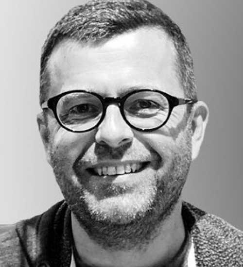 John -  voiceover artist with deVine Voices  voiceover agency