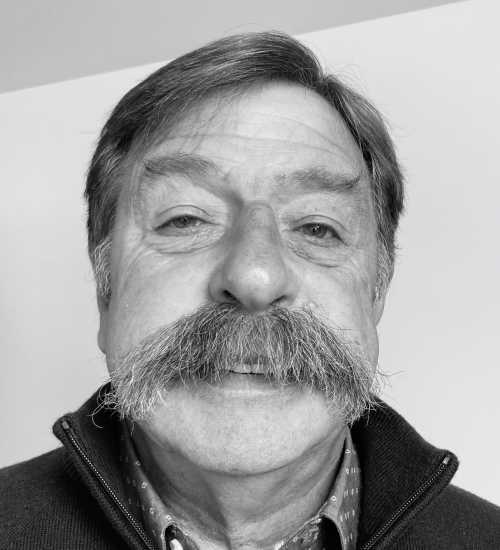 Keith -  voiceover artist with deVine Voices  voiceover agency