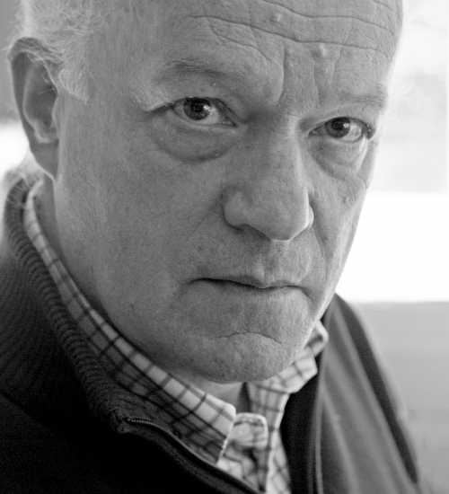 Andreas -  voiceover artist with deVine Voices  voiceover agency