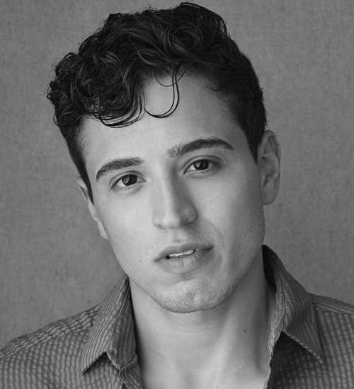 Yandrick -  voiceover artist with deVine Voices  voiceover agency