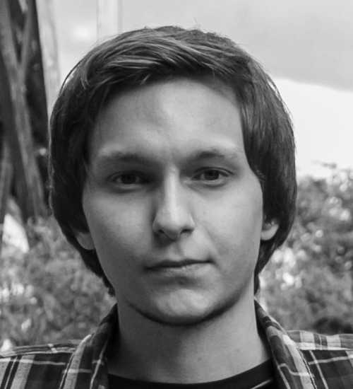 Dmytro -  voiceover artist with deVine Voices  voiceover agency