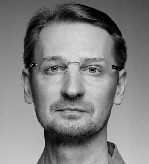 Vitali -  voiceover artist with deVine Voices  voiceover agency