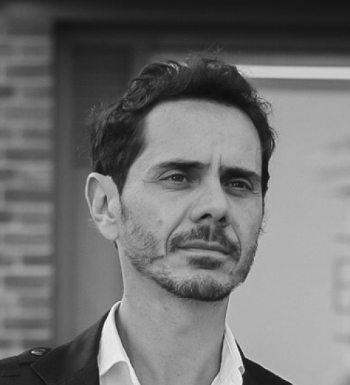 Christian -  voiceover artist with deVine Voices  voiceover agency