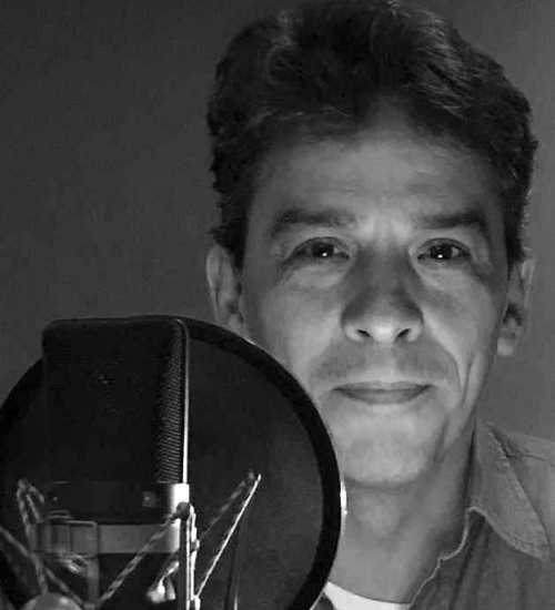 Jorge -  voiceover artist with deVine Voices  voiceover agency