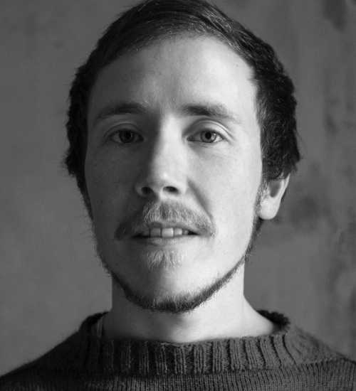 Freddy -  voiceover artist with deVine Voices  voiceover agency