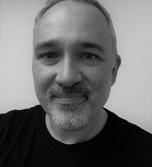 Damon -  voiceover artist with deVine Voices  voiceover agency
