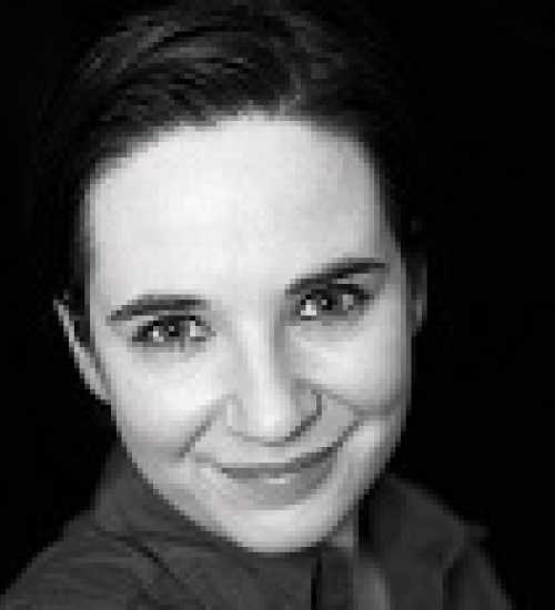 Jeanna  -  voiceover artist with deVine Voices  voiceover agency