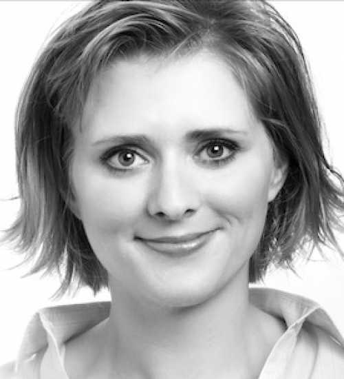 Trine G -  voiceover artist with deVine Voices  voiceover agency